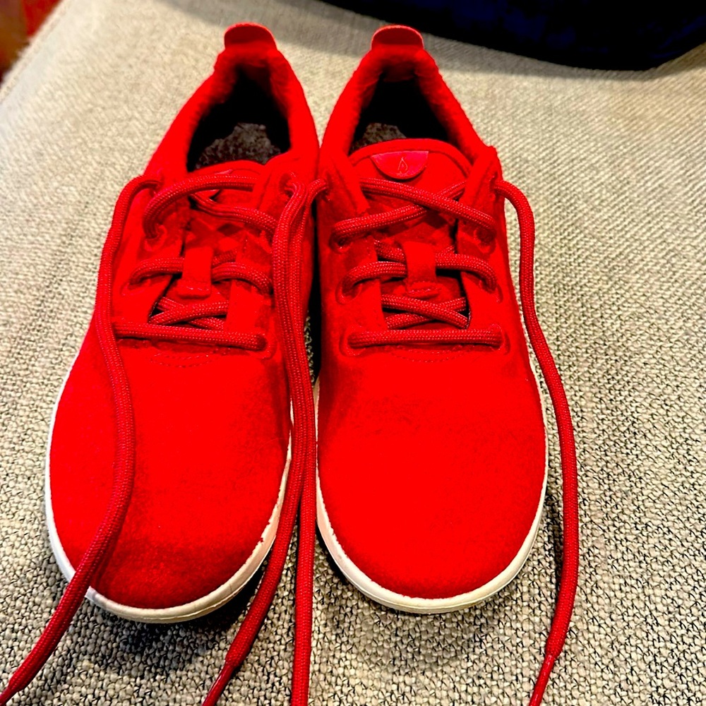 Allbirds The Wool Runners Red Athletic Running Walking Tennis Shoes Sneakers 8